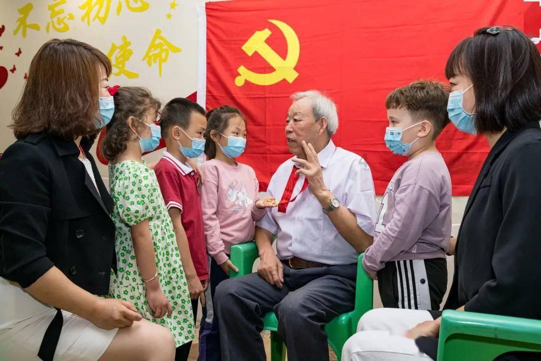 父母养孩子孩子算坐享其成吗？