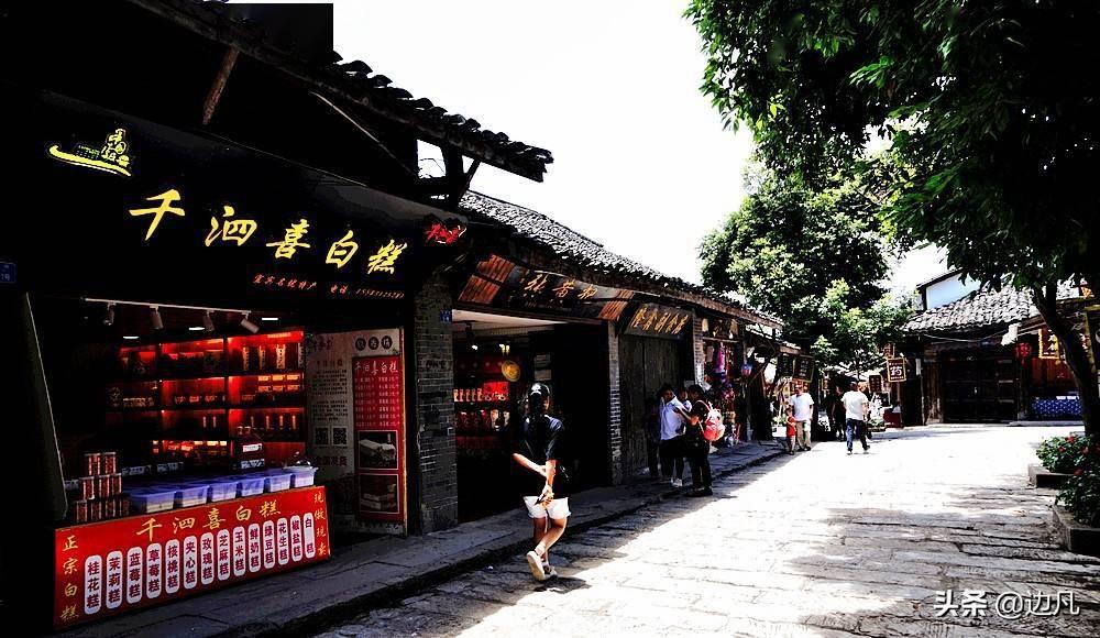 李钟硕退伍后首接新剧，还搭档南韩女神林允儿，他们的演技如何？游戏画面